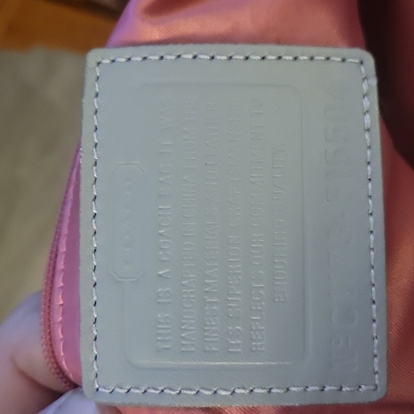 A like new coach purse - Picture 2 of 2